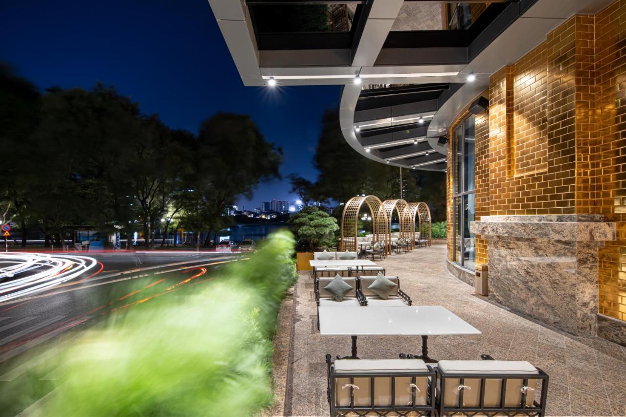 Dolce By Wyndham Hanoi Golden Lake Exterior foto